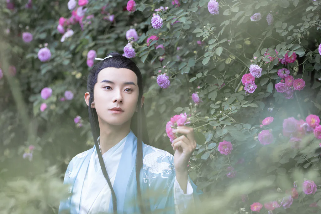 [YITUYU艺图语]2023.02.25 兰芝 锦超[21+1P/277MB]插图3