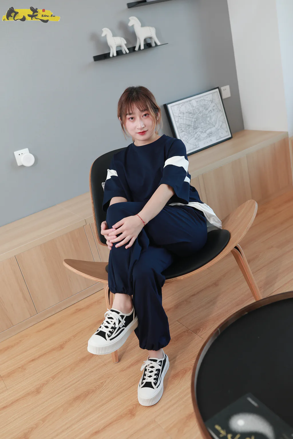 凡夫摄影 NO.0010 – 丽娜 伊人浅笑[190P/1V/6.49GB]插图1