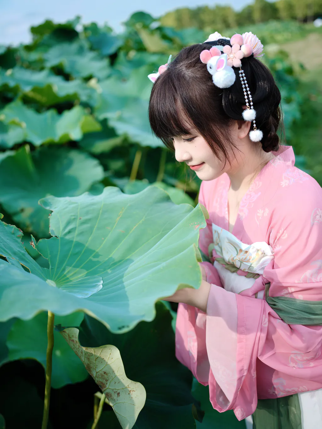 [YITUYU艺图语]2023.02.20 荷 宵宵喵[27+1P/309MB]插图