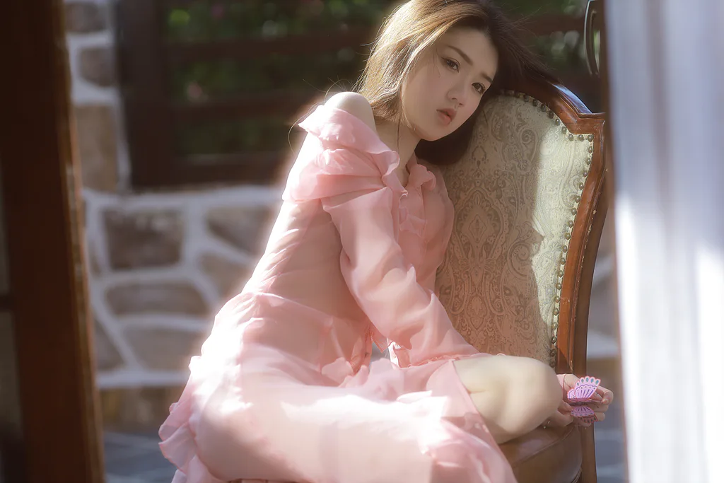[YITUYU艺图语]2023.03.02 粉色童话 酥香兔肉[21+1P/199MB]插图