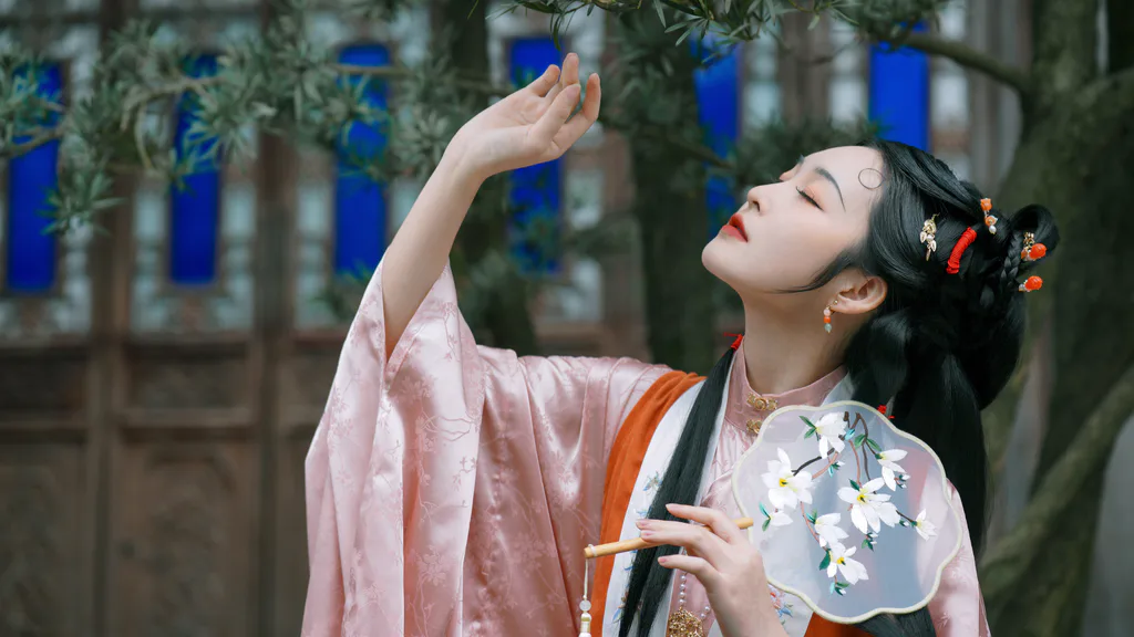 [YITUYU艺图语]2023.03.11 梦红楼 爱探险的夏商周[21+1P/303MB]插图