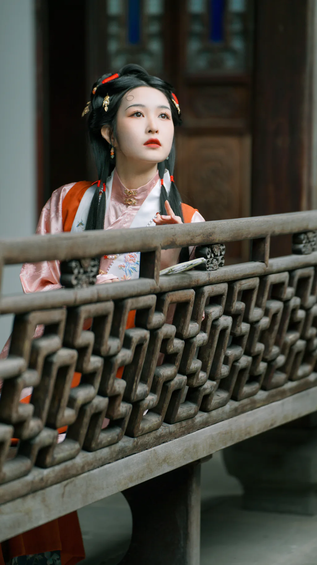 [YITUYU艺图语]2023.03.11 梦红楼 爱探险的夏商周[21+1P/303MB]插图1