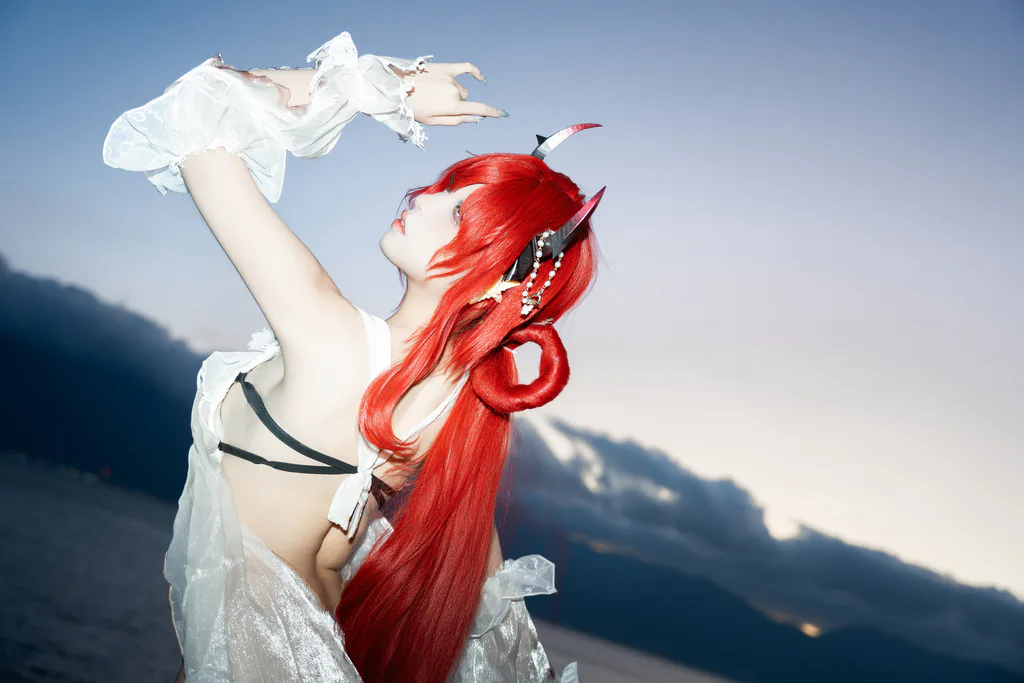 纸悦Etsu_ko  明日方舟 史尔特尔 泳装[37P/407MB]插图