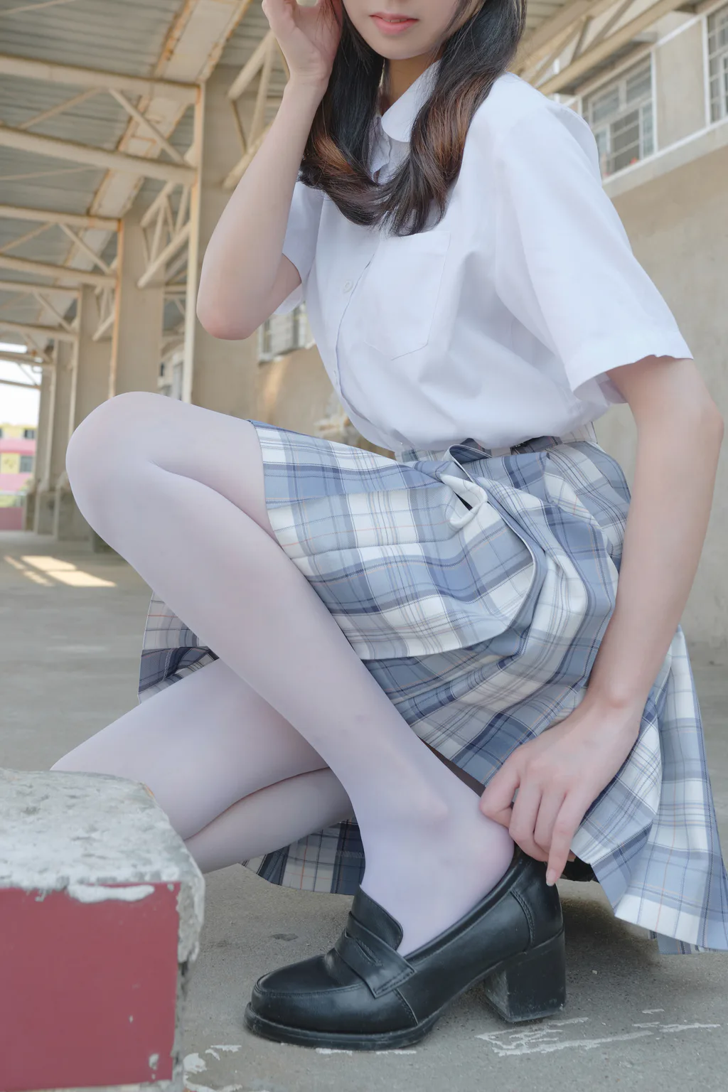 森萝财团写真 – 内部19 小七 JK白丝 13D[106P/1V/2.99GB]插图2