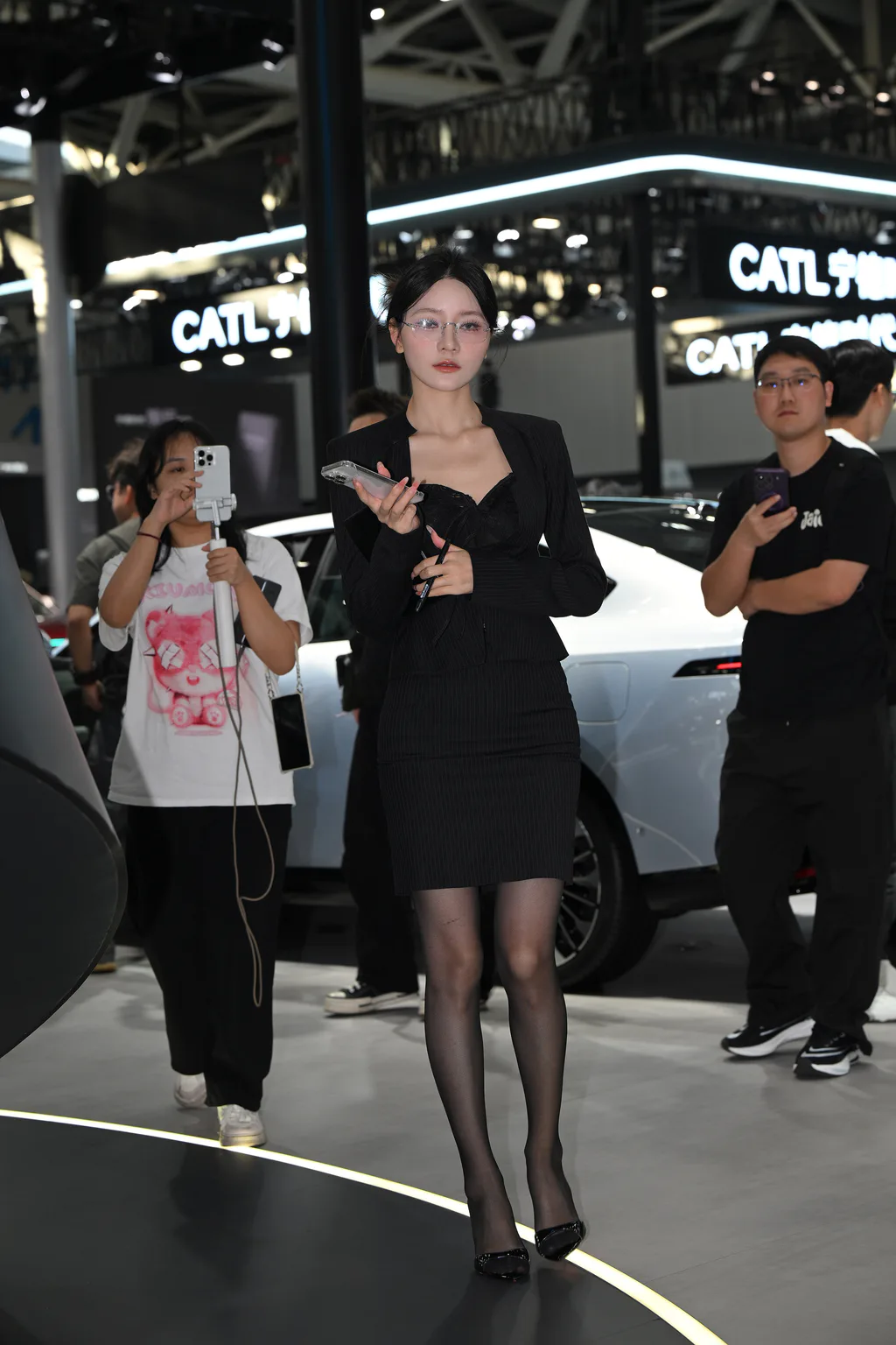 精选街拍作品 NO.6622 你的小君黑丝至服[136P/188MB]插图2