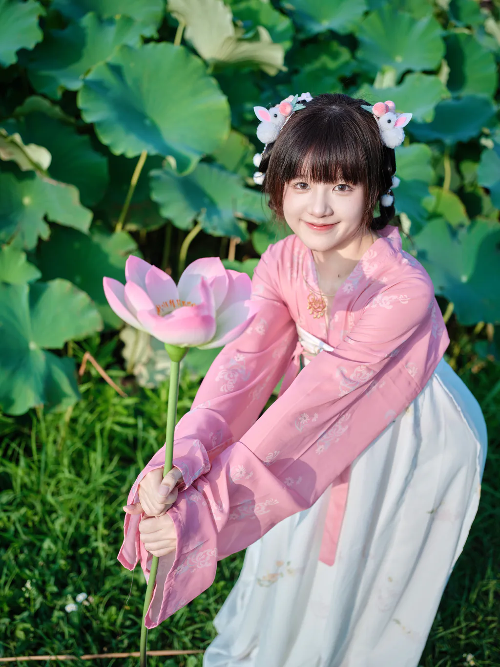 [YITUYU艺图语]2023.02.20 荷 宵宵喵[27+1P/309MB]插图2