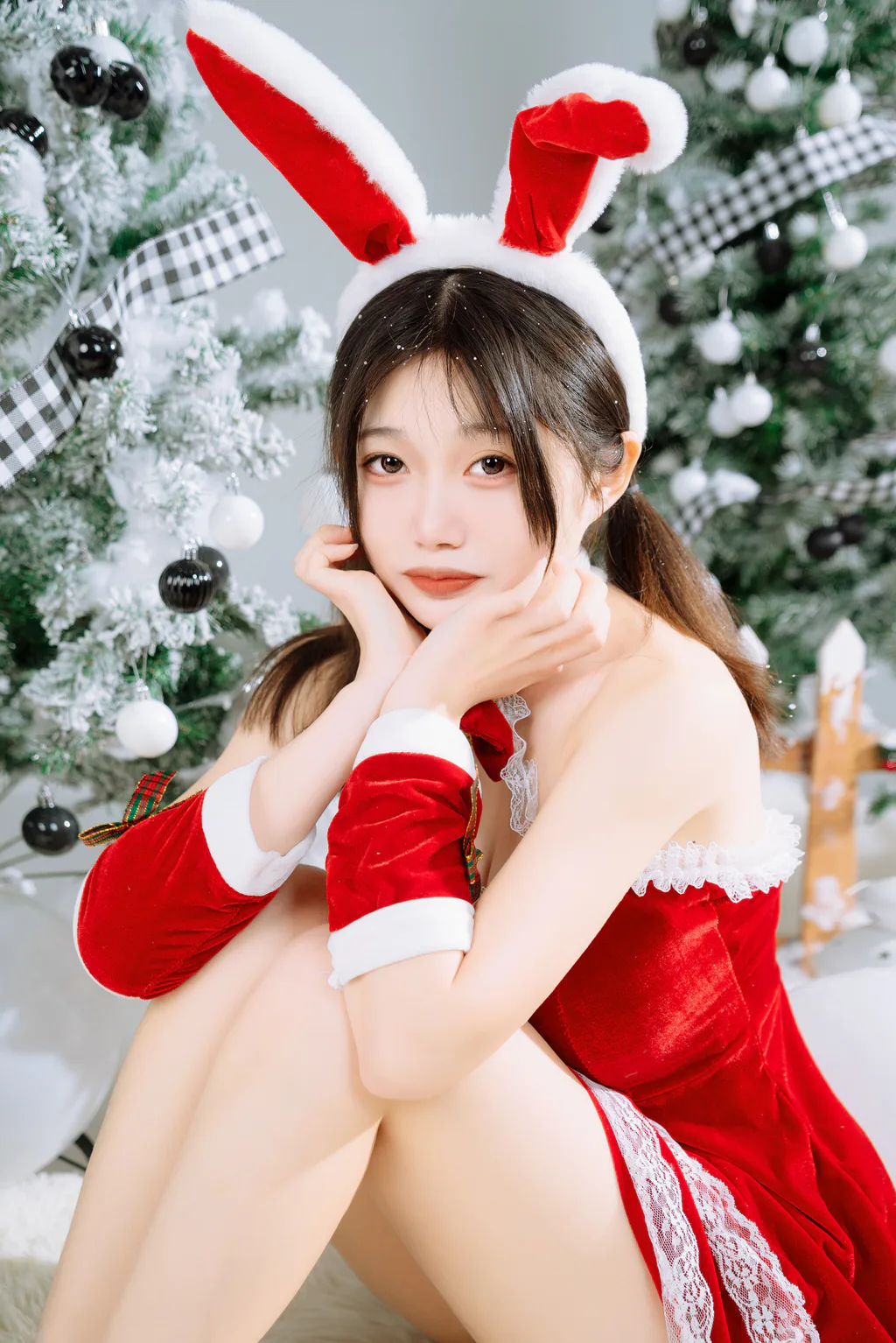 [YITUYU艺图语]2023.03.01 圣诞钕仆 小莞[37+1P/404MB]插图