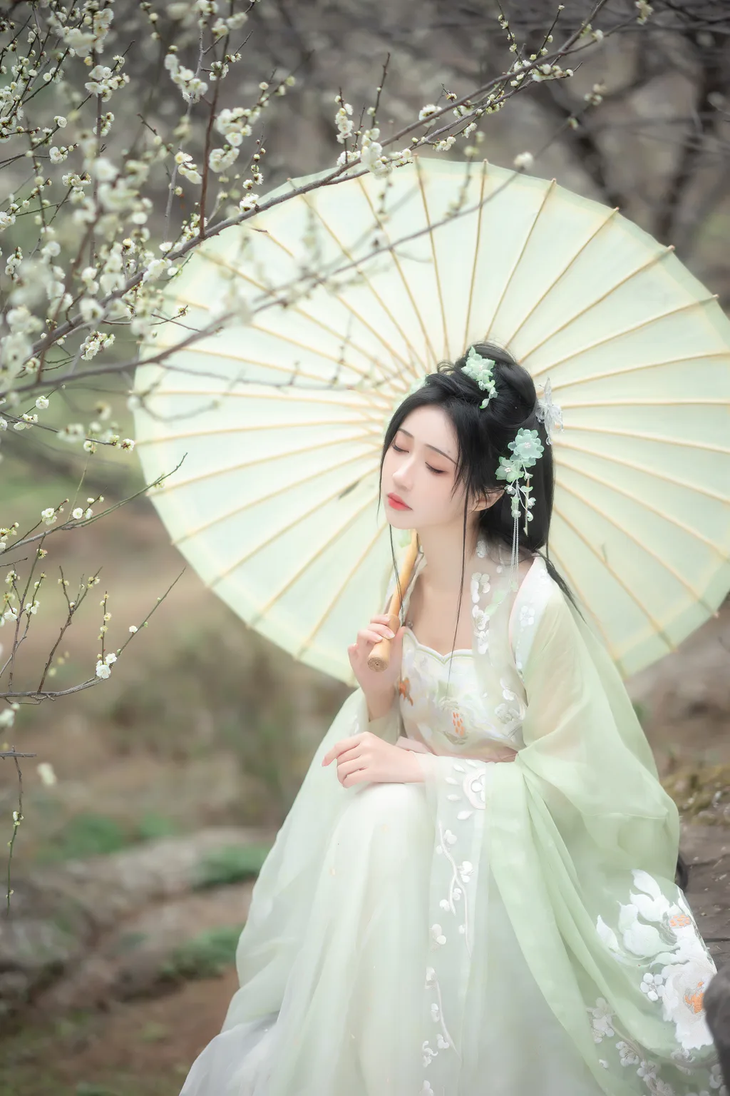 [YITUYU艺图语]2023.03.05 故逢春 绮罗生的小苏苏[25+1P/246MB]插图1