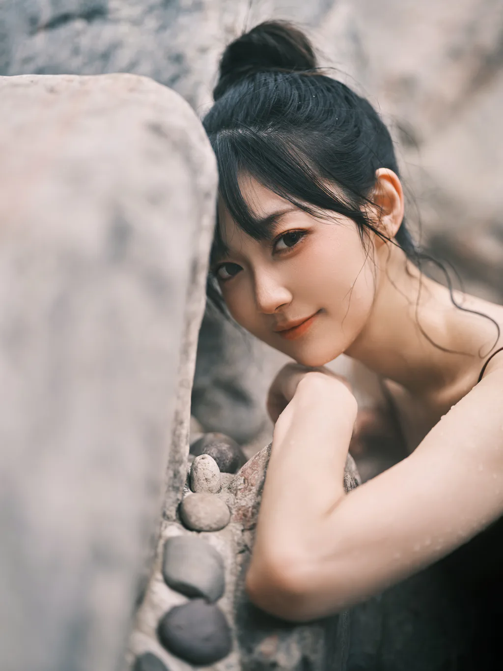 [YITUYU艺图语]2023.03.09 温泉红 飞鸟咕咕-[43+1P/0.99GB]插图3