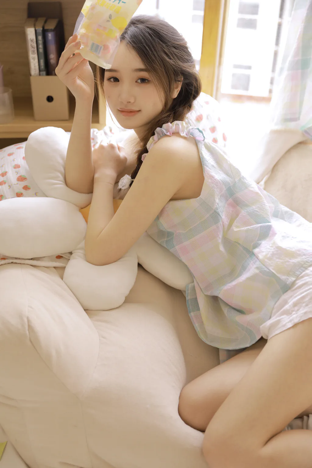 [YITUYU艺图语]2023.03.15 厨房少女 娜娜[26+1P/142MB]插图1