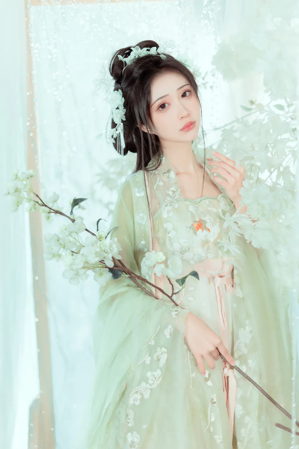 [YITUYU艺图语]2023.02.28 轻影 绮罗生的小苏苏[26+1P/222MB]插图1