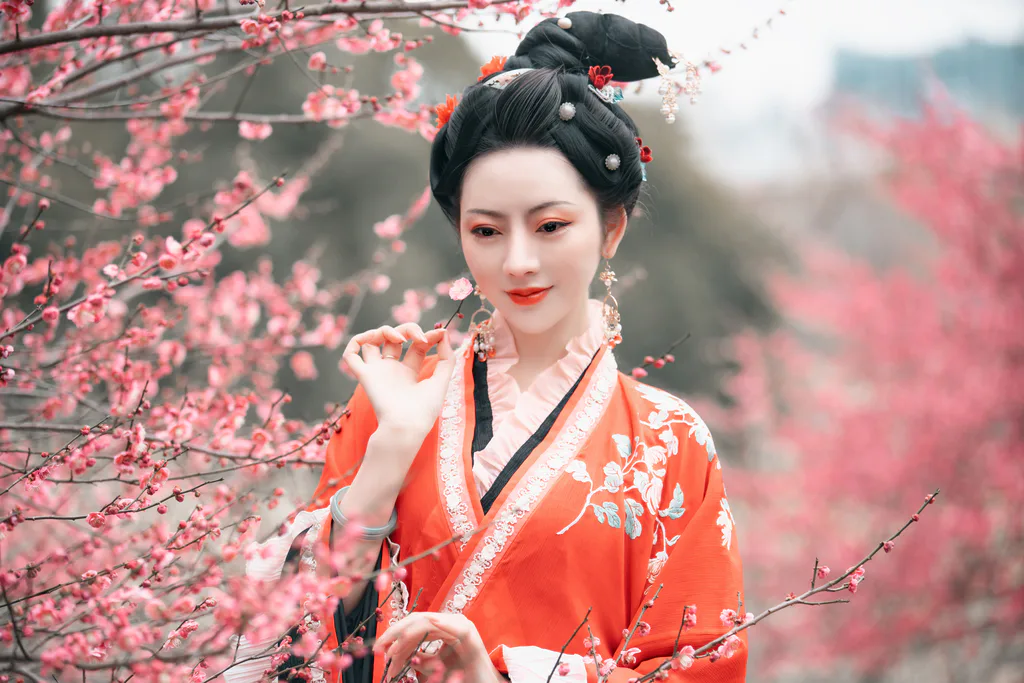 [YITUYU艺图语]2023.03.07 惹春风 颜如玉[43+1P/834MB]插图3