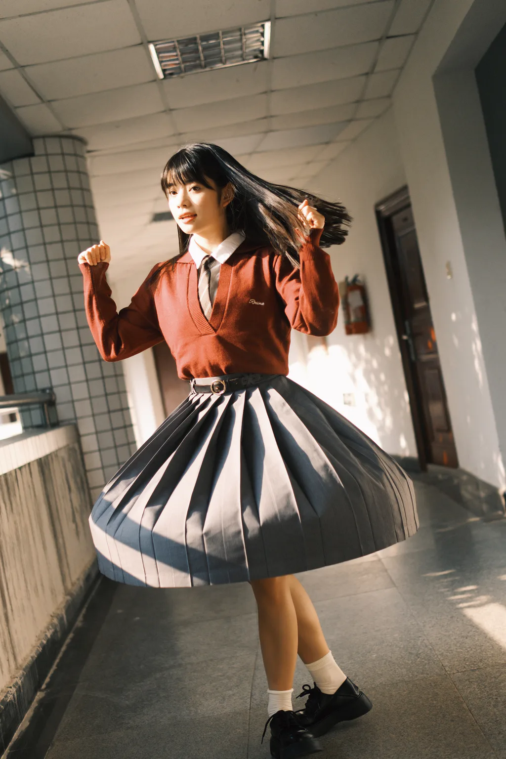 [YITUYU艺图语]2023.03.07 青青校园 吴好看[28+1P/927MB]插图1