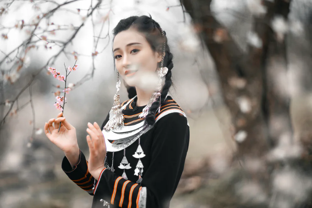 [YITUYU艺图语]2023.03.15 花季 欢欢[34+1P/751MB]插图1