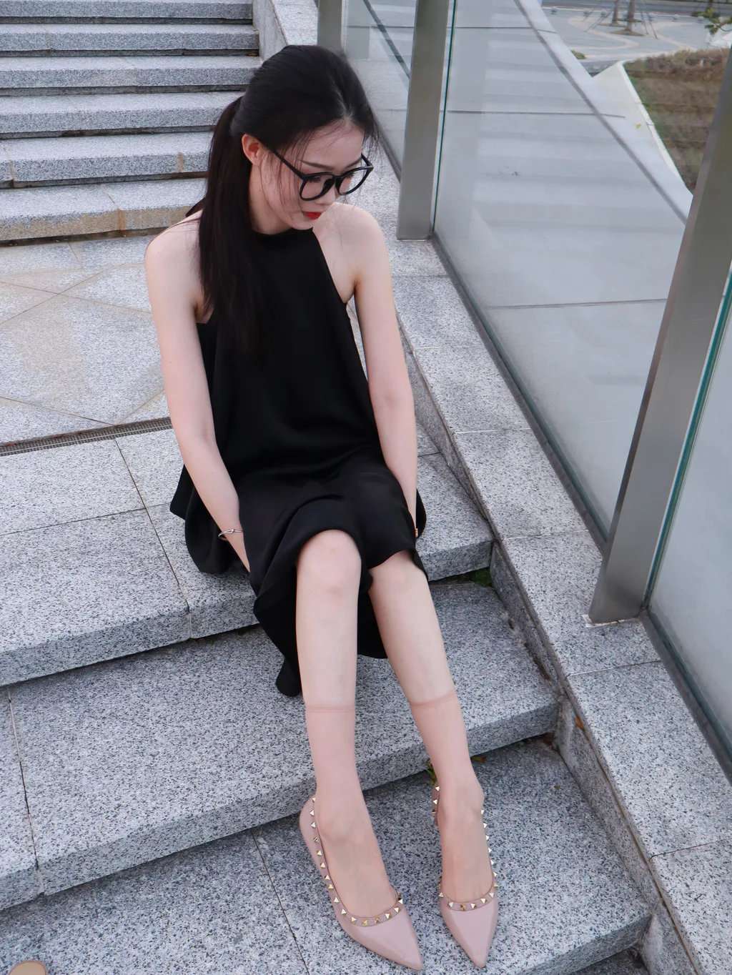 约拍系列 018号作品 02框眼镜小妹[258P/55V/4.30GB]插图2