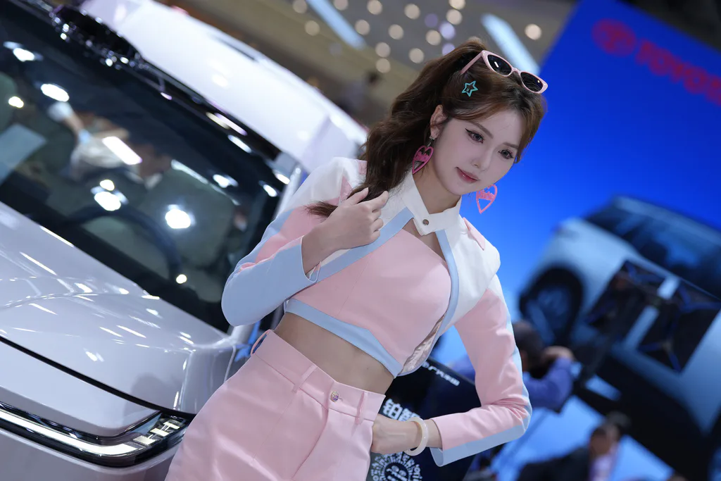 精选街拍作品 NO.6601 粉色系沐沐[33P/28MB]插图