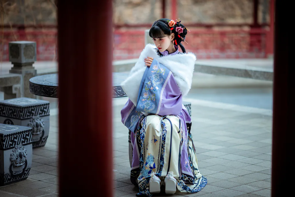 [YITUYU艺图语]2023.03.02 清汉女游园 壹萱-[44+1P/476MB]插图