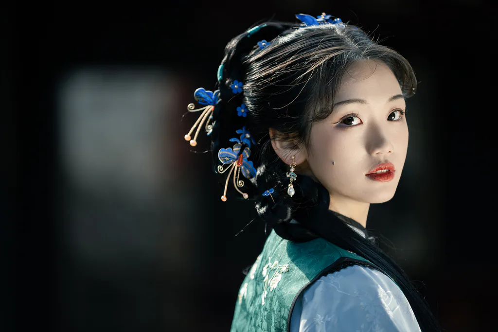 [YITUYU艺图语]2023.03.12 流年 晚江亭[39+1P/438MB]插图1