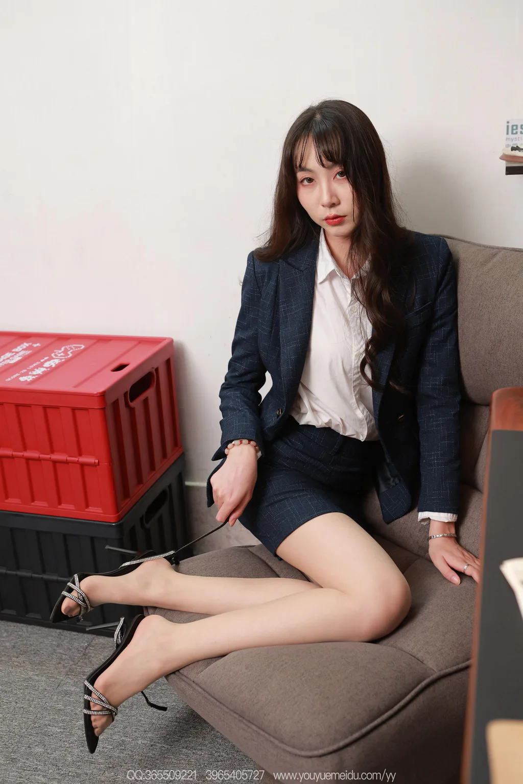 [IESS异思趣向] 2025.12.29 丝享家2251：团团《亮晶晶（下）》[78P/74MB]插图3