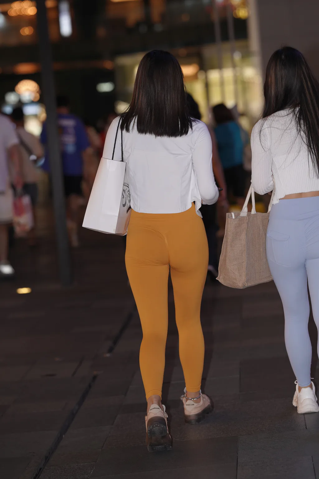 精选街拍作品 NO.6618 活力瑜伽姐妹[70P/120MB]插图