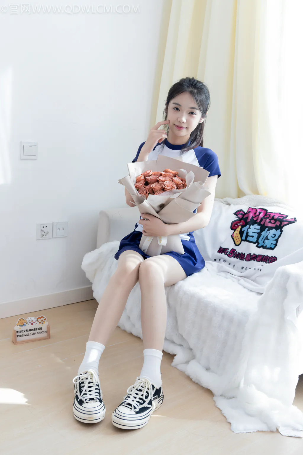 勿恋传媒 NO.2596 青提-帆布鞋、白棉袜、薄肉丝[139P/1V/3.91GB]插图3