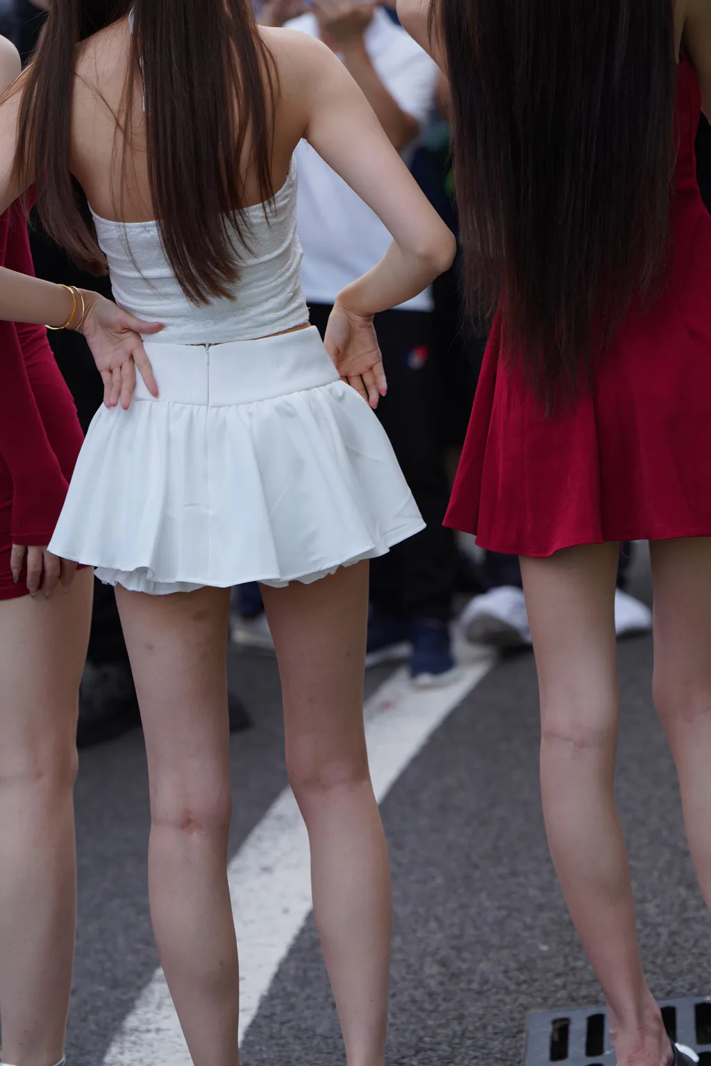 精选街拍作品 NO.6641 百褶裙美腿小桂圆[87P/153MB]插图