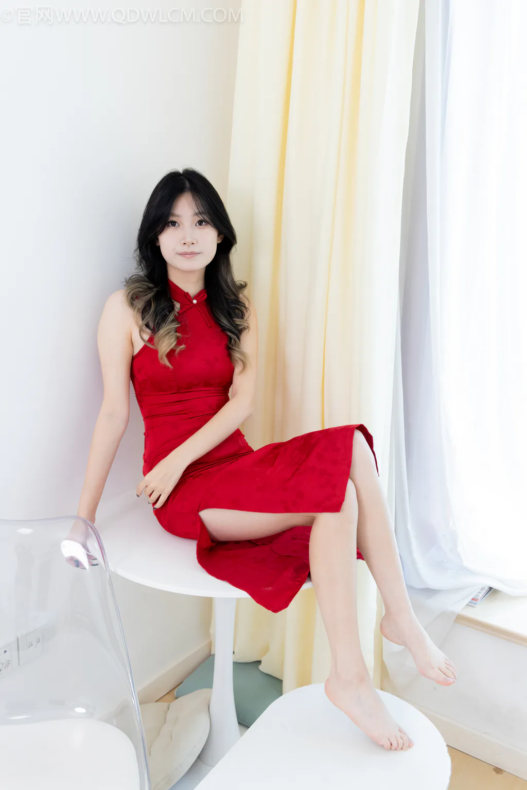 勿恋传媒 NO.2593 贝壳-旗袍、高跟鞋、裸足、白棉袜[168P/1V/5.81GB]插图