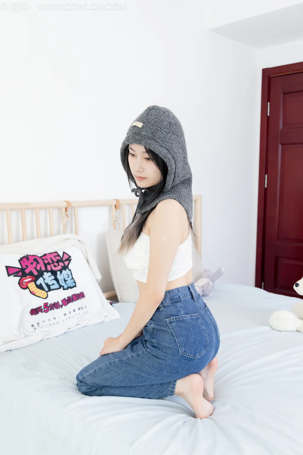 勿恋传媒 NO.2604 贝壳-板鞋、纯白高筒棉袜、裸足[155P/1V/4.18GB]插图