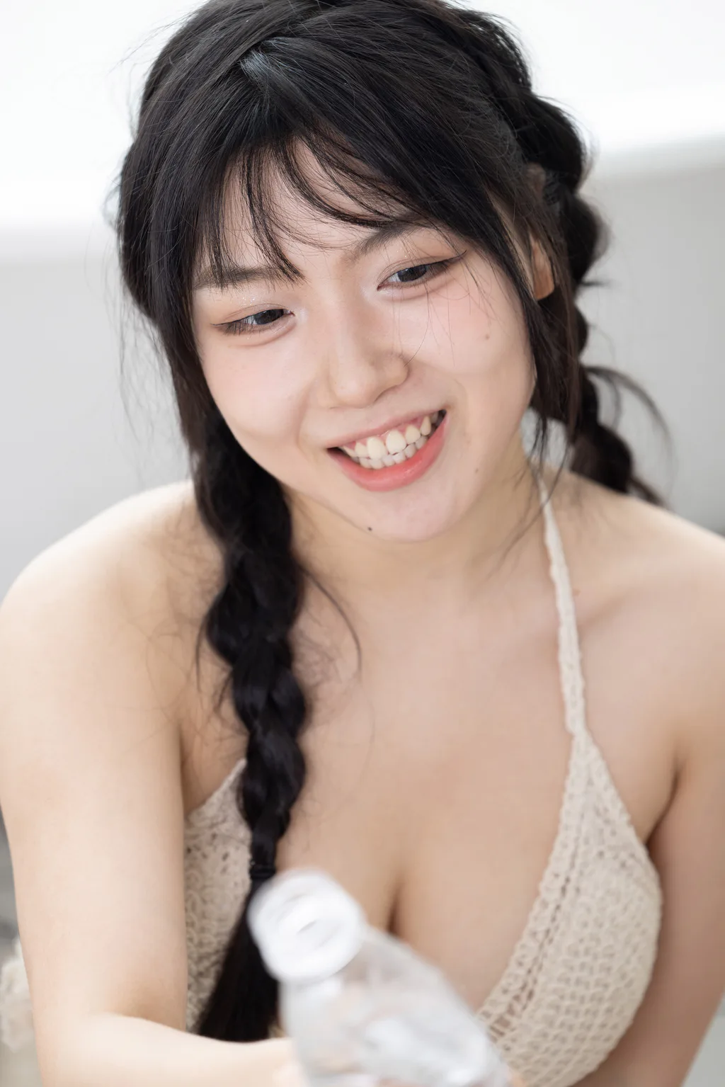 精选街拍作品 NO.6637 E奶网荭汤小圆牛仔短裤小吊带[135P/153MB]插图3