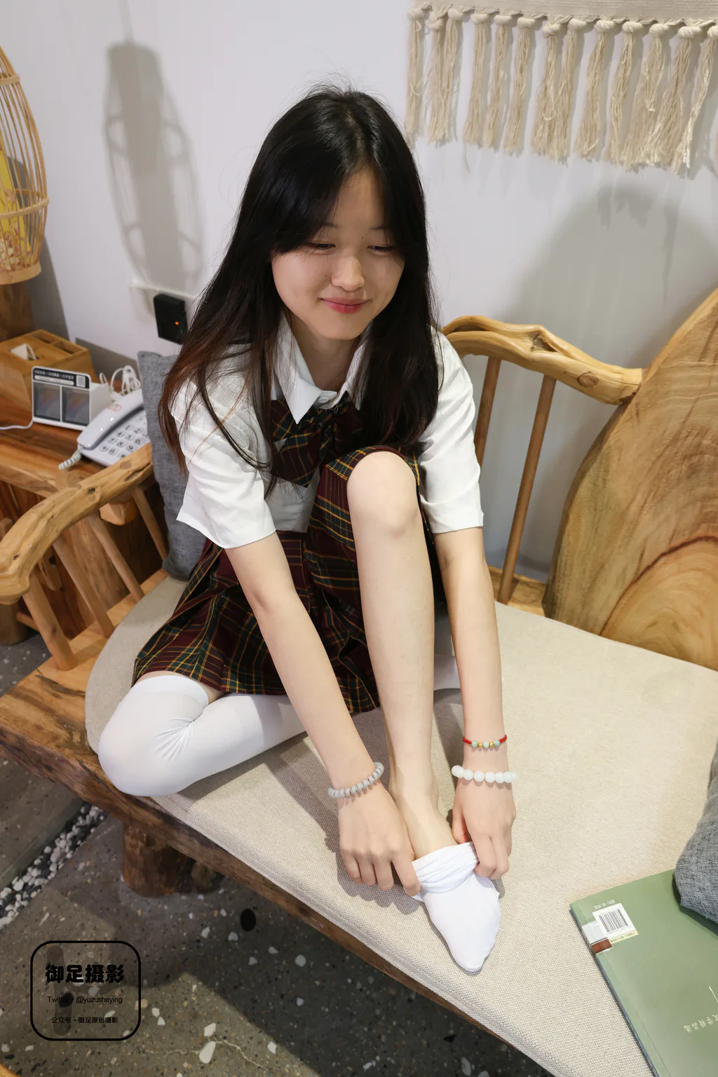 御足摄影 050 JK白丝袜 [76P/1V/2.82G]插图3