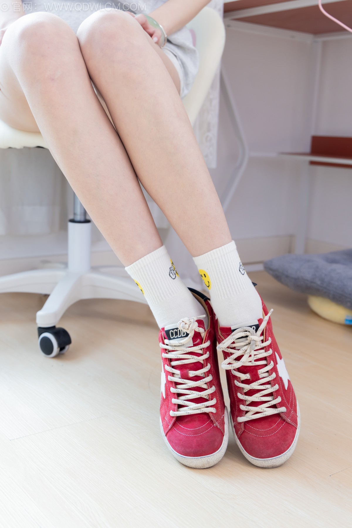 勿恋传媒2680期：山奈 [155P/1V/3.24GB]插图1