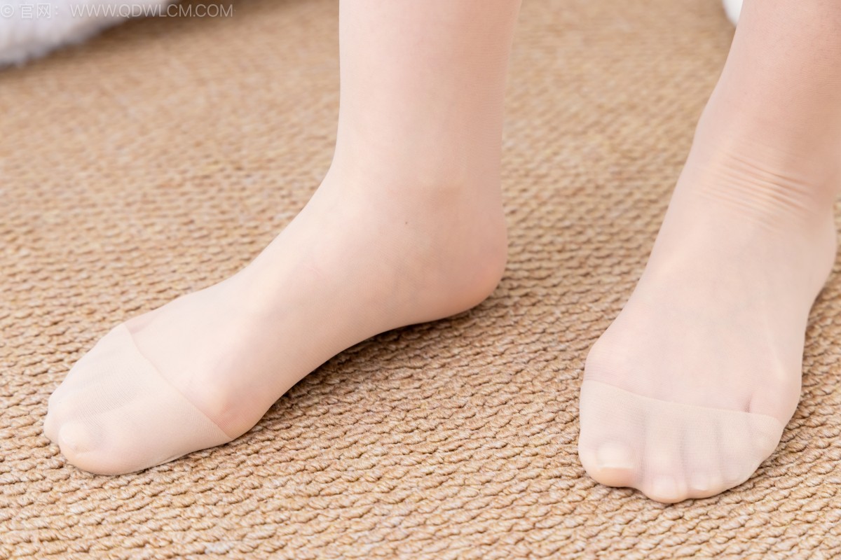 勿恋传媒2642期：包包 [150P/1V/3.21GB]插图1