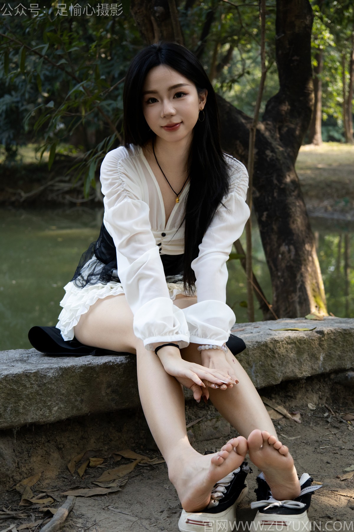 足愉心摄影104期：小雅-完整版 [115P/2V/12.62GB]插图5