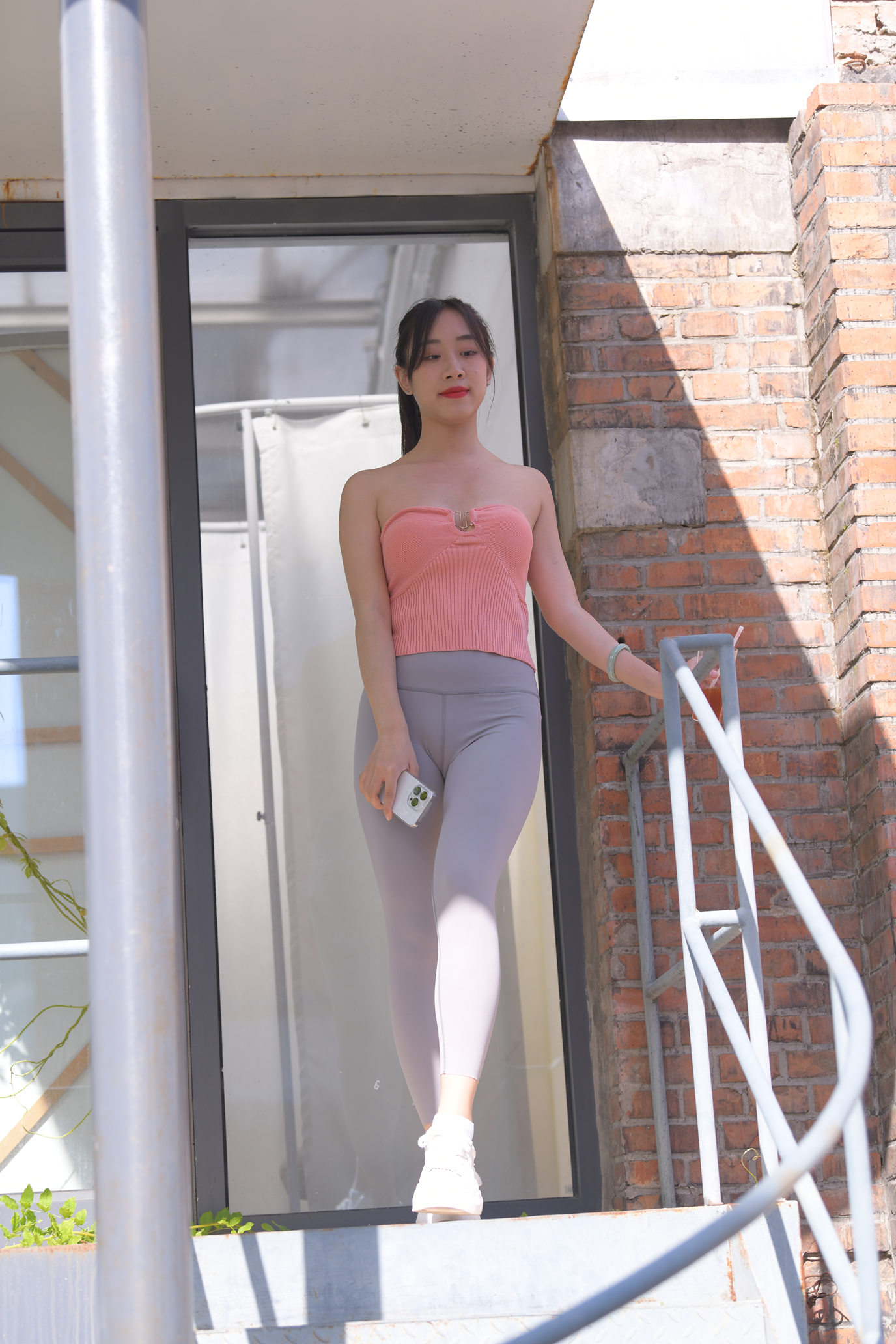 魔镜街拍相逢的孤岛[522P/1V/25.8G]插图2