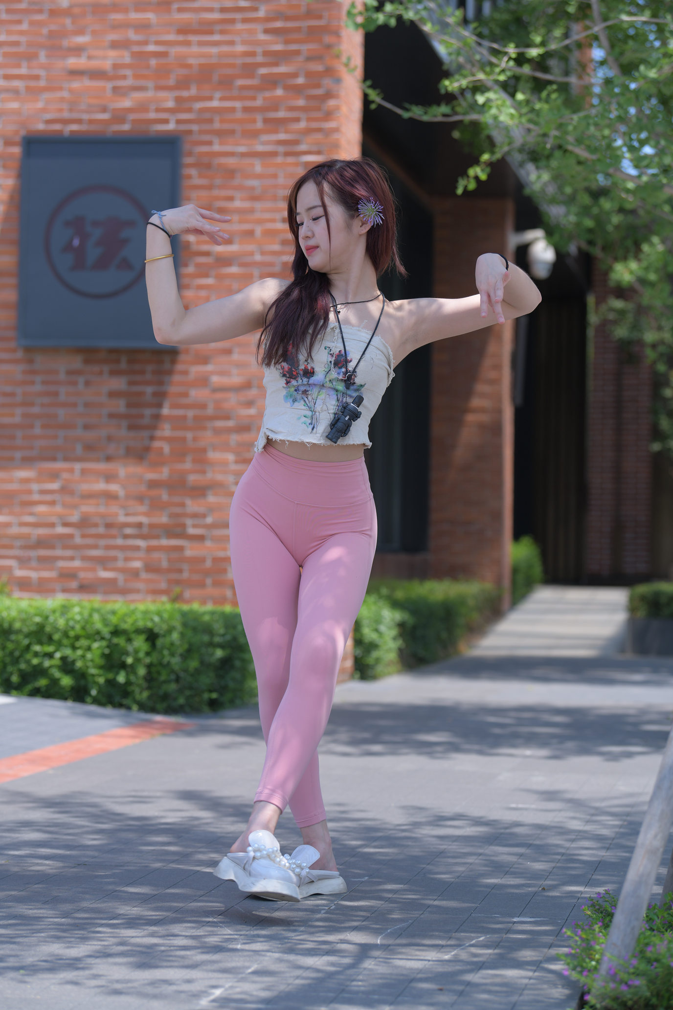 魔镜街拍1284-灵动的粉裤美眉[750P/2V/28.4G]插图8