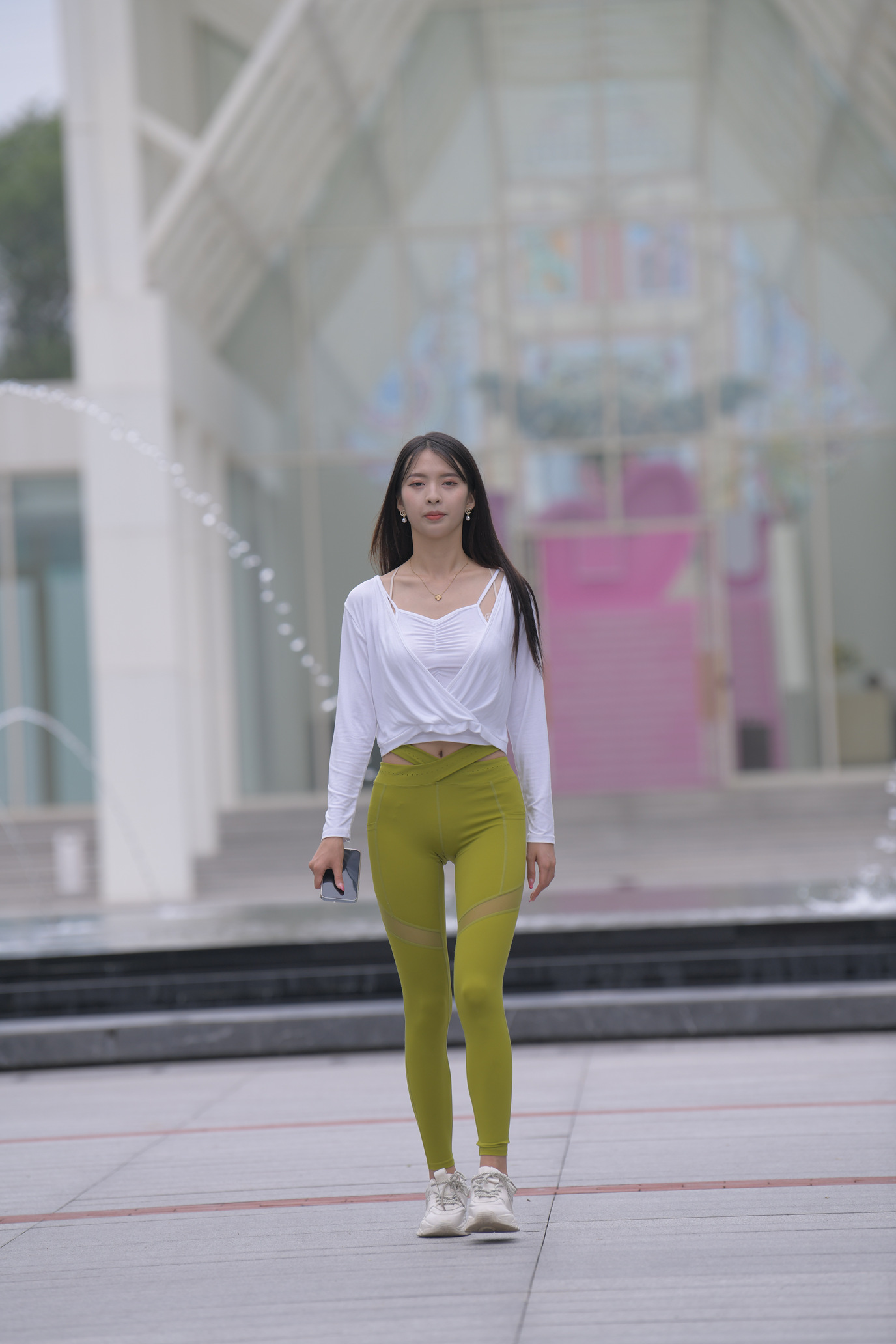 魔镜街拍1291绿色瑜伽裤镁钕[933P/2V/32.1G]插图8