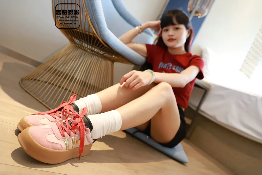 誉铭优选 2023-微信客户群10 套图视频[90P/1V/1.36G]插图2