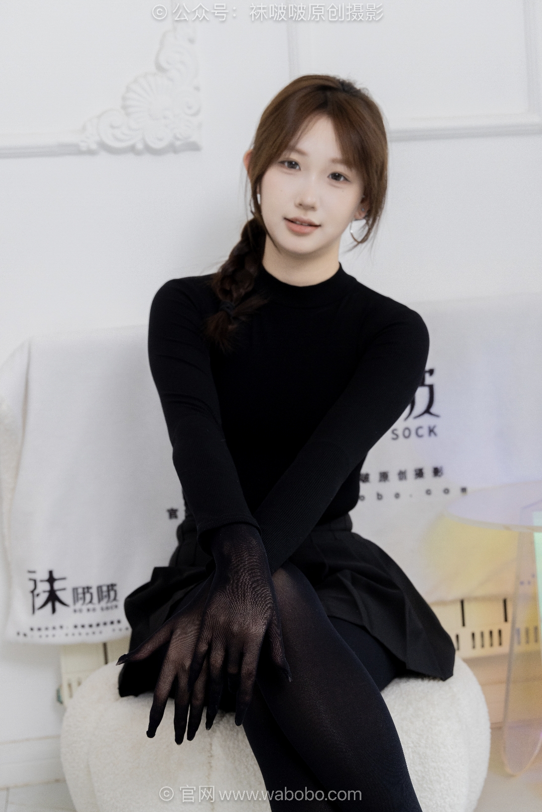 袜啵啵668期：香菜-平底鞋、厚黑丝五指袜、黑丝手套花絮版[179P/1V/6.84GB]插图4