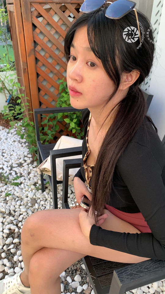 魔镜街拍仅身短裤镁钕[2V/21.2G]插图4