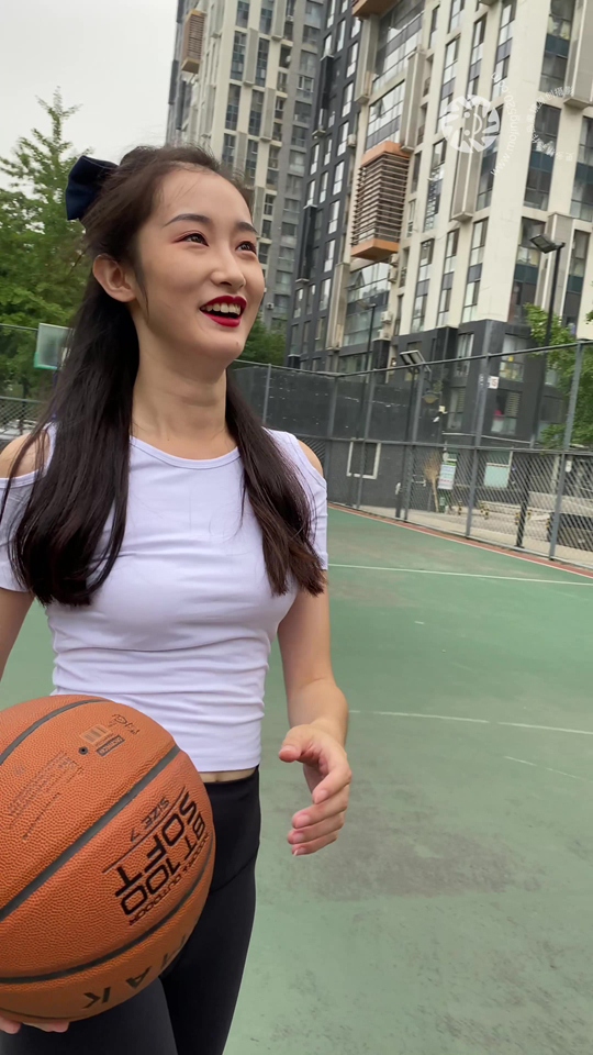 魔镜街拍1297-黑色瑜伽裤镁钕[1V/7.76G]插图5