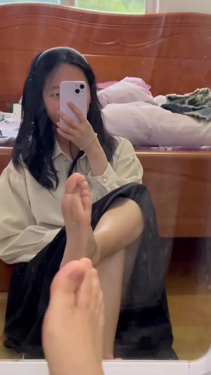 脚模面试脸足同框套路系列-232 [17V/564M]插图2