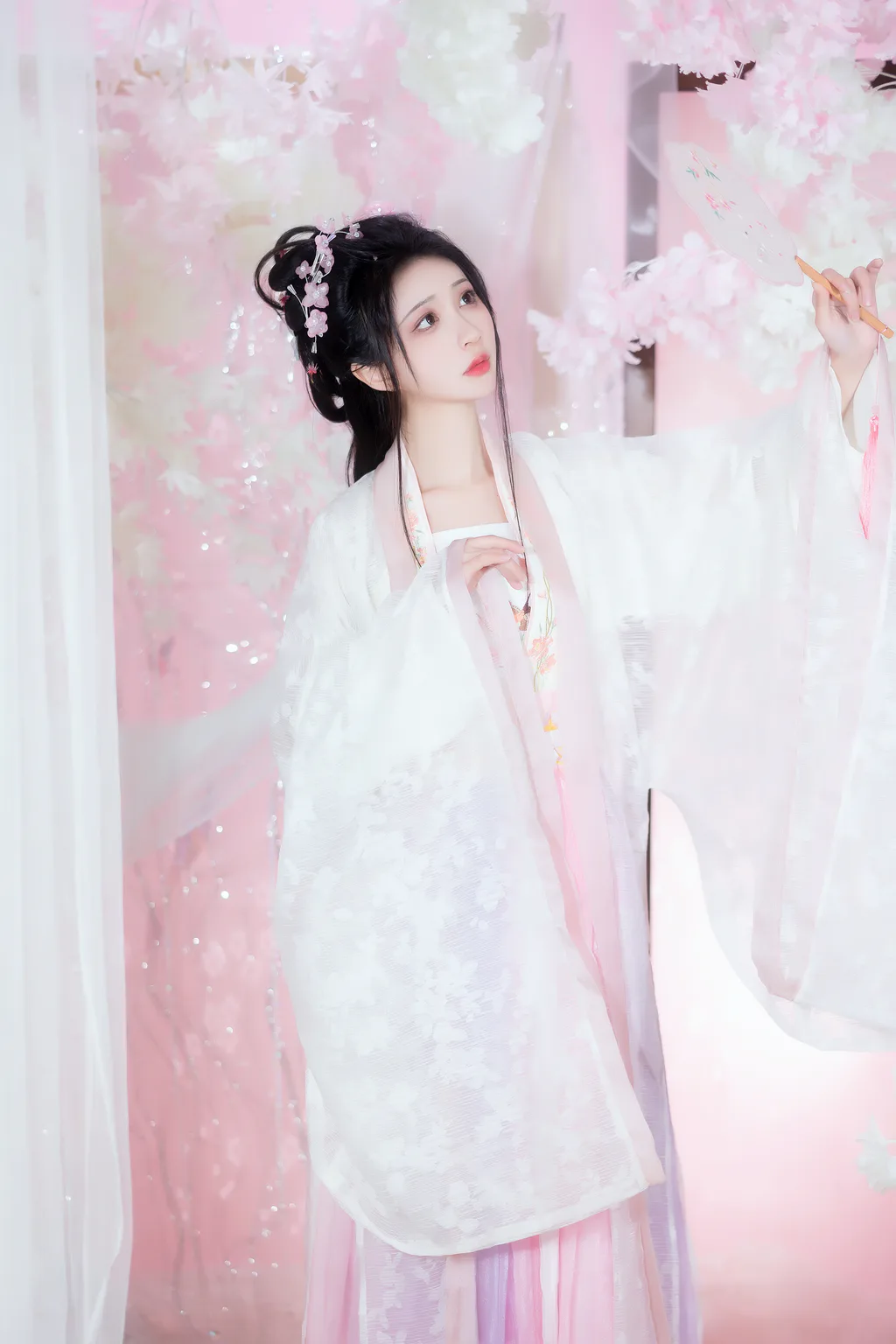 [YITUYU艺图语]2023.03.18 风满楼 绮罗生的小苏苏[24+1P/210MB]插图