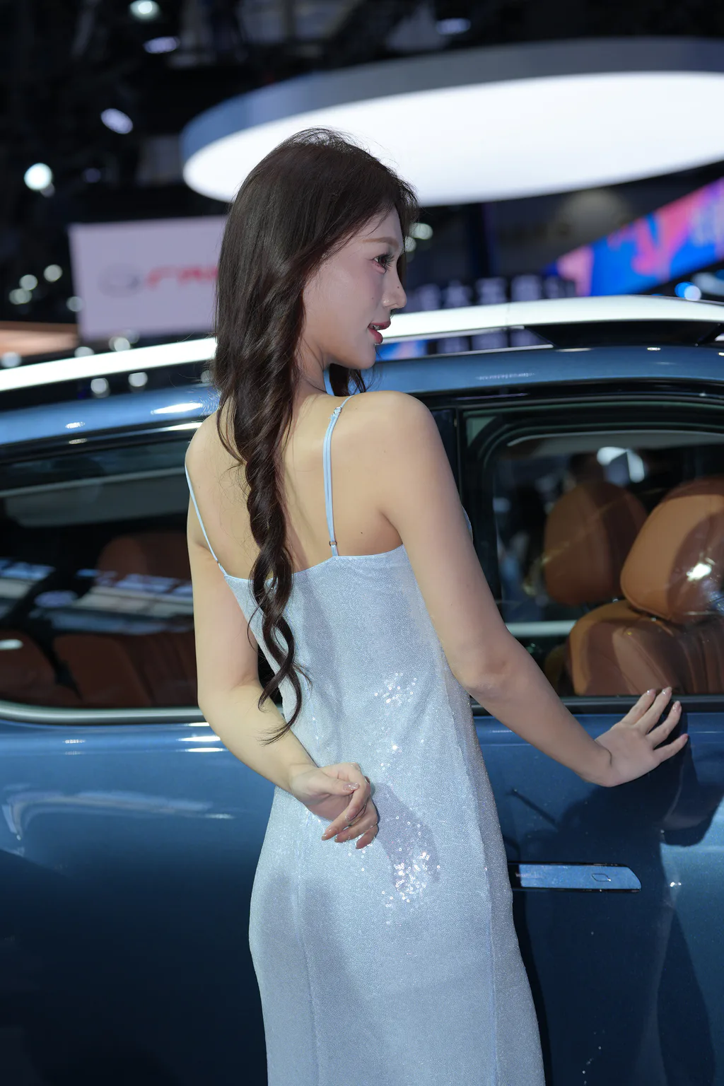 精选街拍作品 NO.6727 天蓝色女神小鱼sweet[36P/33MB]插图1