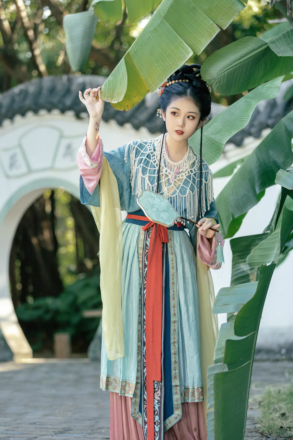 [YITUYU艺图语]2023.03.29 浣溪沙·小院闲窗春色深 沉诗思[21+1P/260MB]插图3