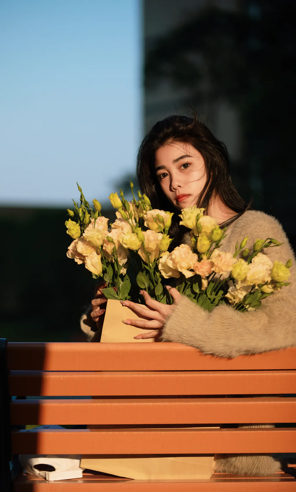 [YITUYU艺图语]2023.03.30 光影与晚霞下的少女 思分[20+1P/435MB]插图3