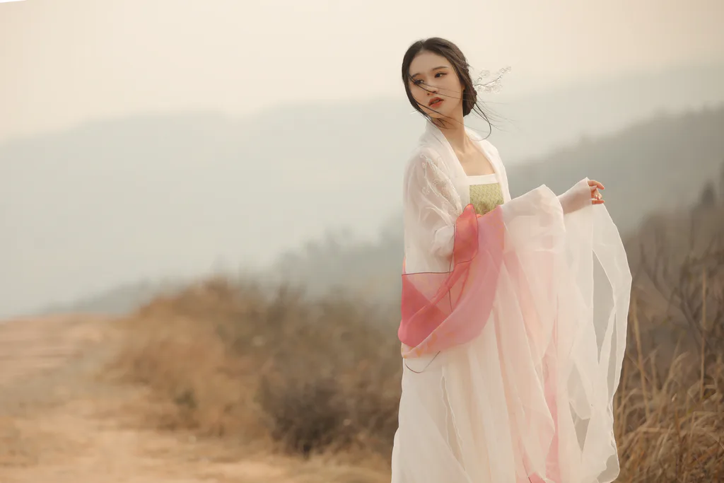 [YITUYU艺图语]2023.04.06 莫道桑榆晚，为霞尚满天 贝贝爱吃山竹[21+1P/257MB]插图