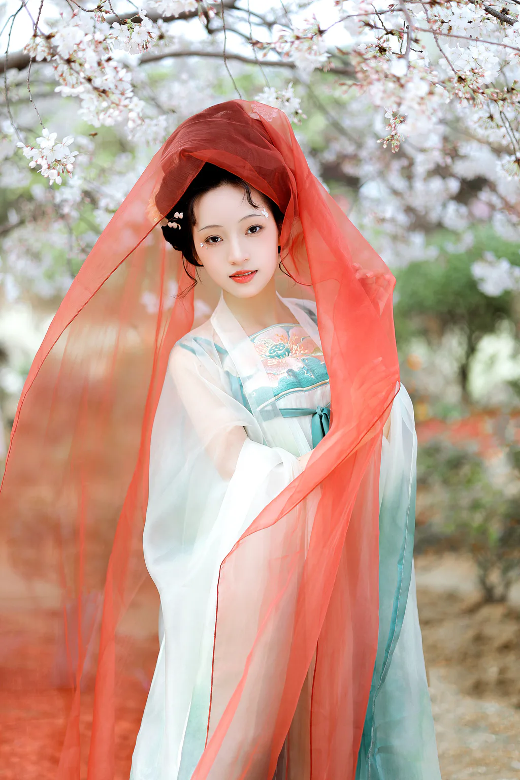 [YITUYU艺图语]2023.04.07 春日宴 君尹兰[24+1P/302MB]插图3