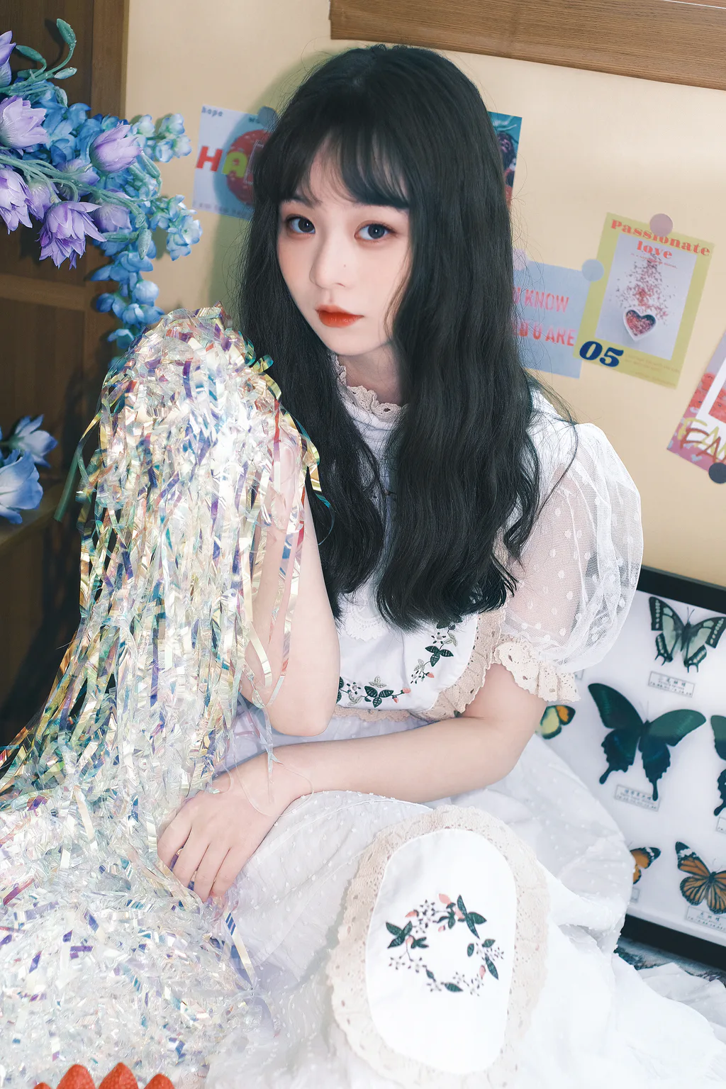 [YITUYU艺图语]2023.04.10 被鲜花包围的浪漫 林野昭昭[19+1P/410MB]插图1