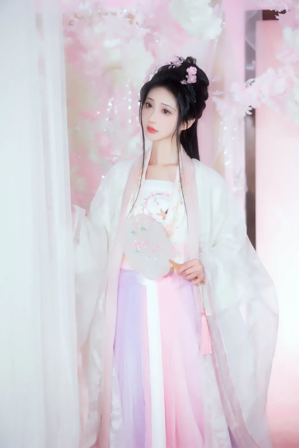 [YITUYU艺图语]2023.03.18 风满楼 绮罗生的小苏苏[24+1P/210MB]插图1