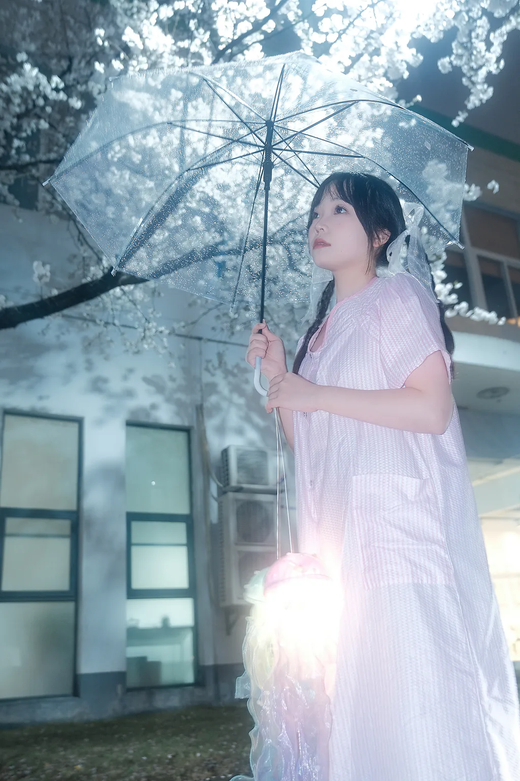 [YITUYU艺图语]2023.04.12 雨樱 贝贝bu睡觉 [19+1P/320MB]插图